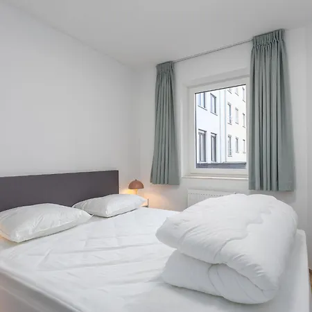 شقة Sunny With Open Terrace *