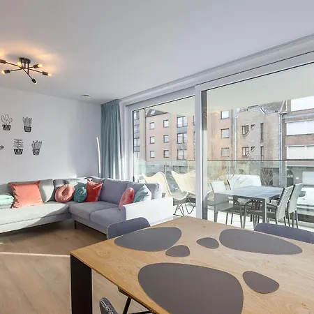 Sunny With Open Terrace